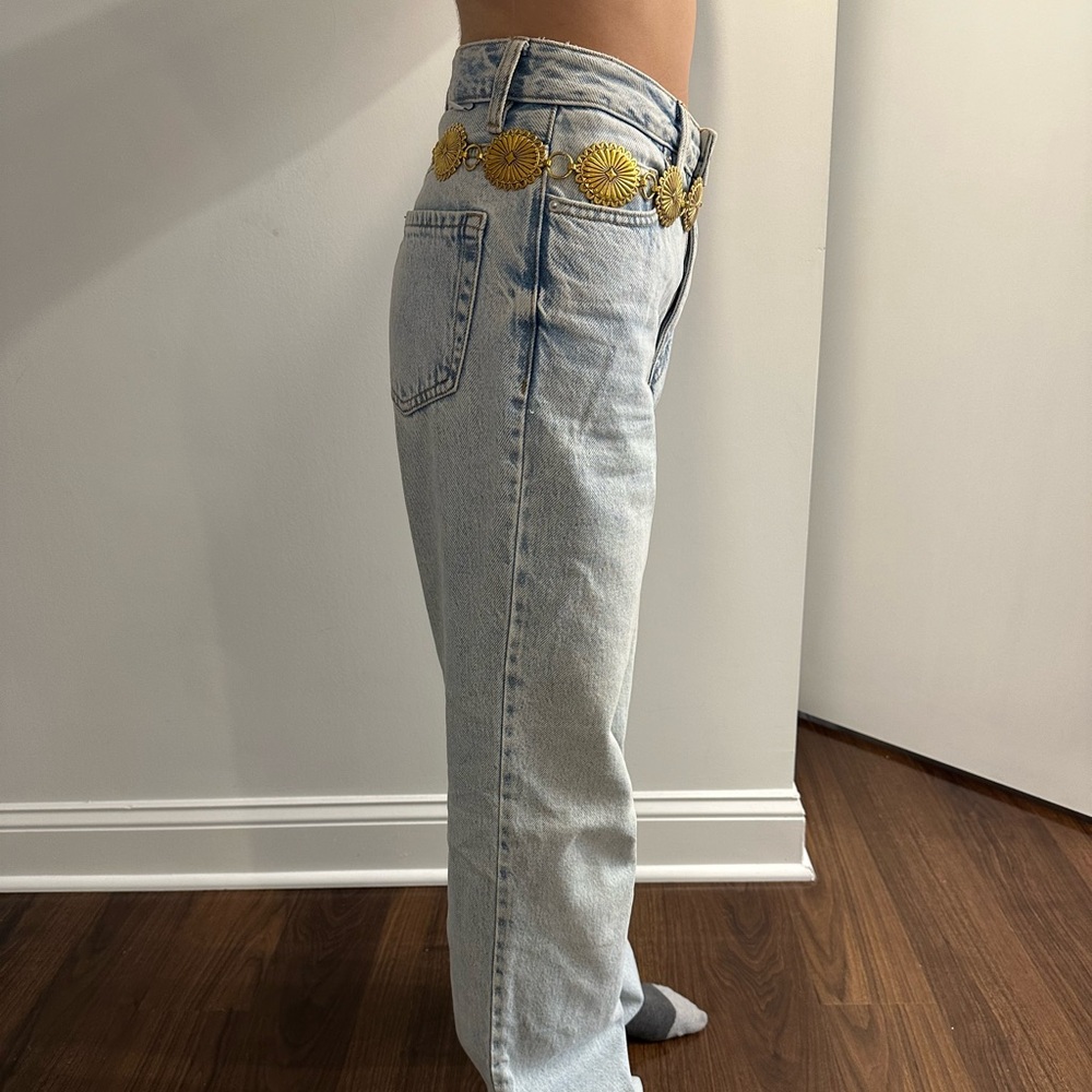 Super cute size 25 90s boyfriend jeans